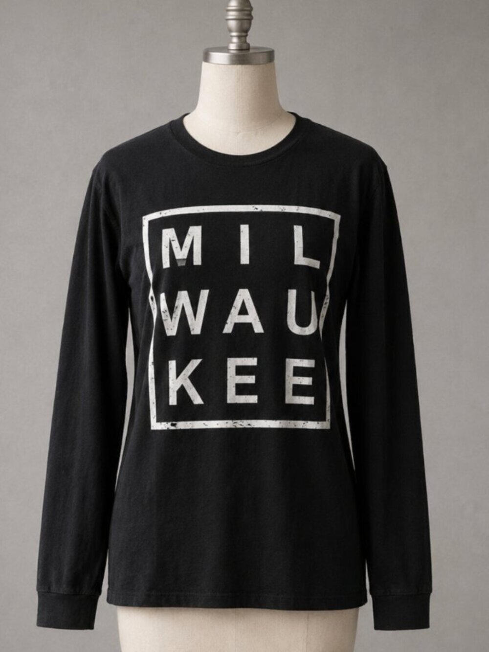 Milwaukee | Black Long Sleeve Graphic T Shirt for Women | Size L